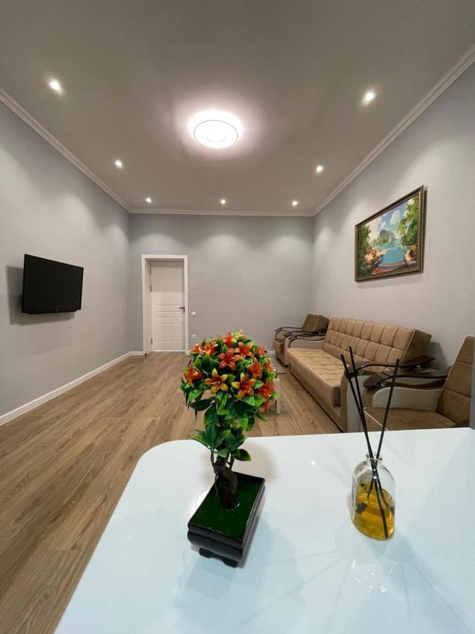 Amir Temur Apartment In Center After Renovation Tașkent Exterior foto